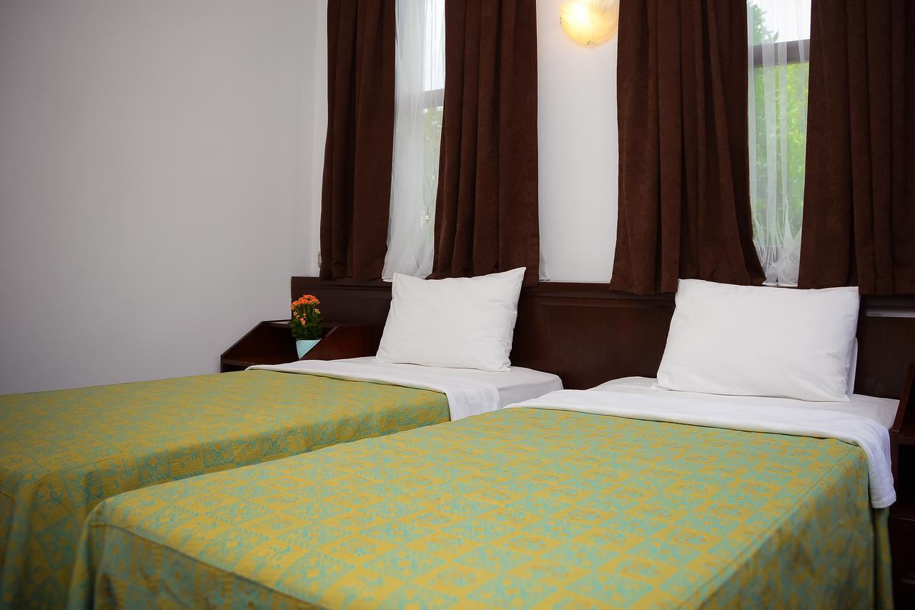 Konukevi Villa Verde 2*