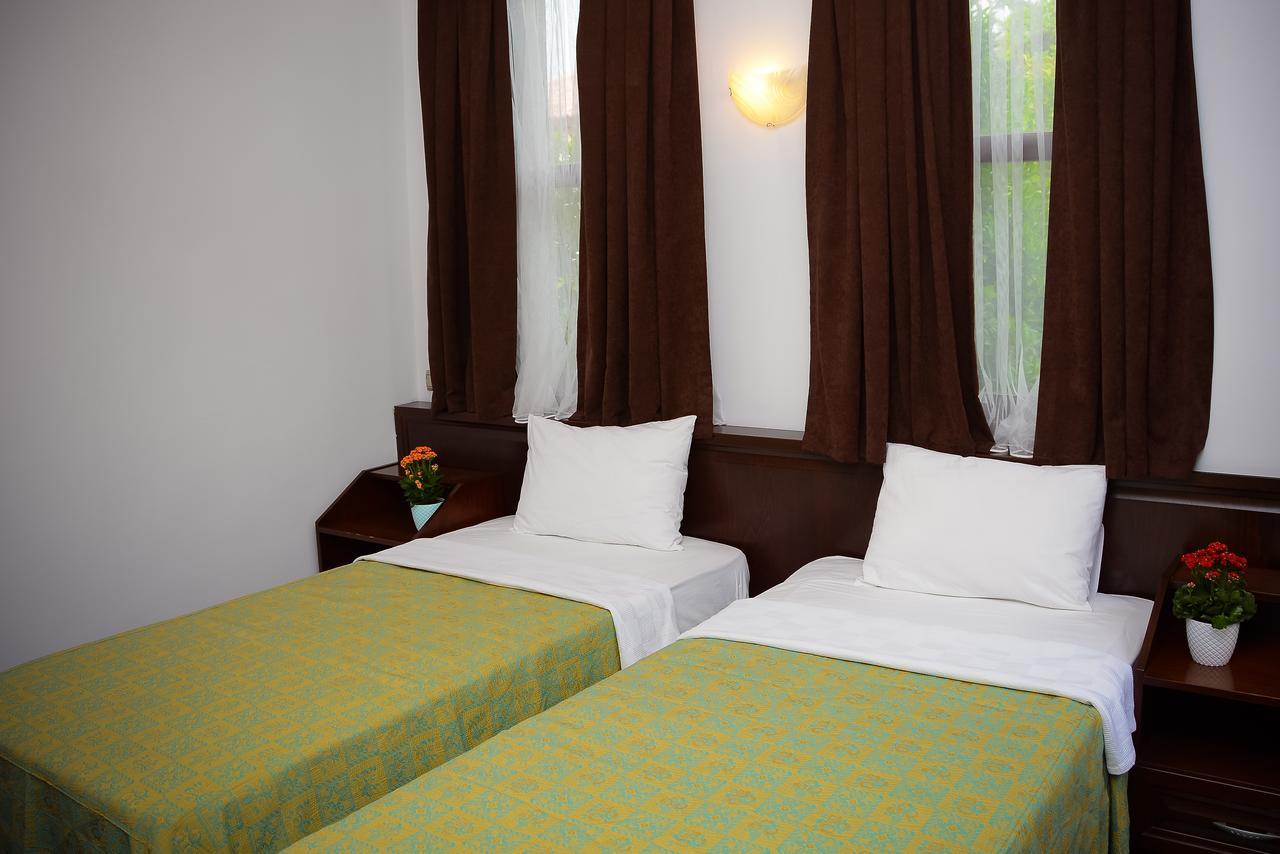 Konukevi Villa Verde 2*